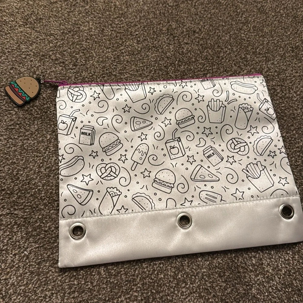 Pencil case for 3-ring folders, cartoon design